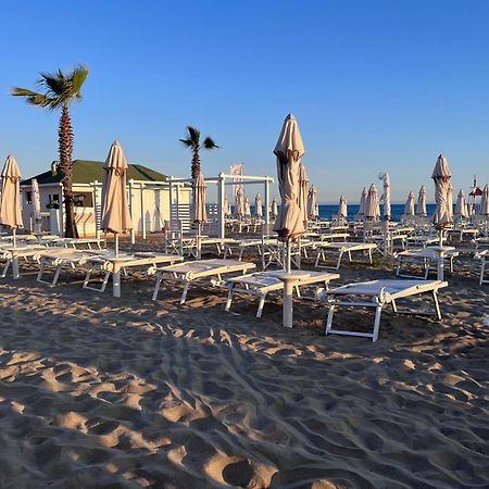 Hotel La Rosetta Scauri Scauri  Kültér fotó