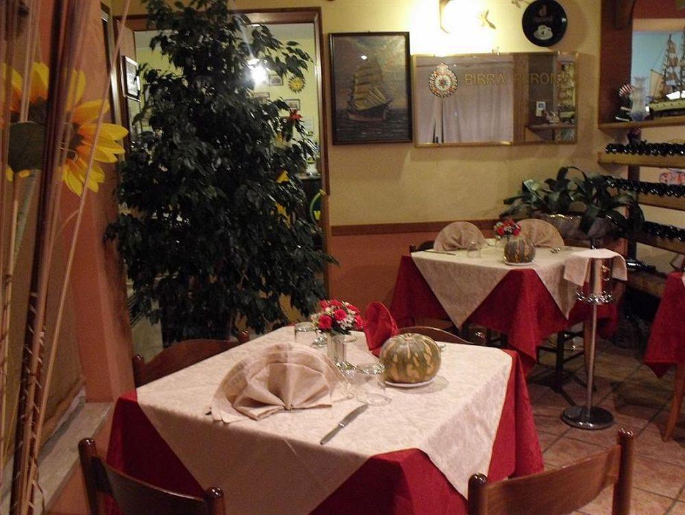 Hotel La Rosetta Scauri Scauri  Kültér fotó