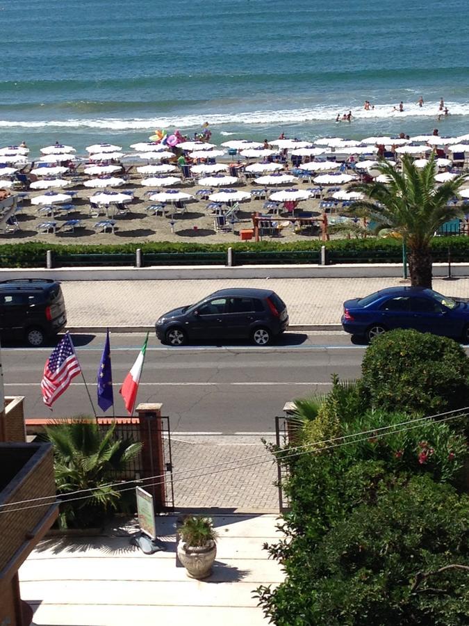 Hotel La Rosetta Scauri Scauri  Kültér fotó