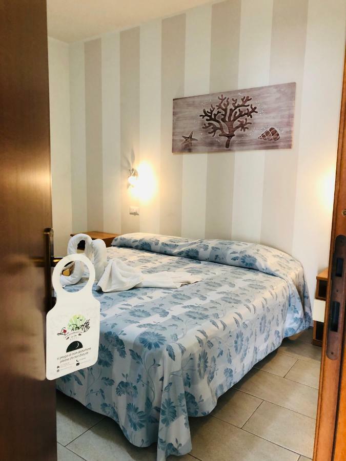 Hotel La Rosetta Scauri Scauri  Kültér fotó