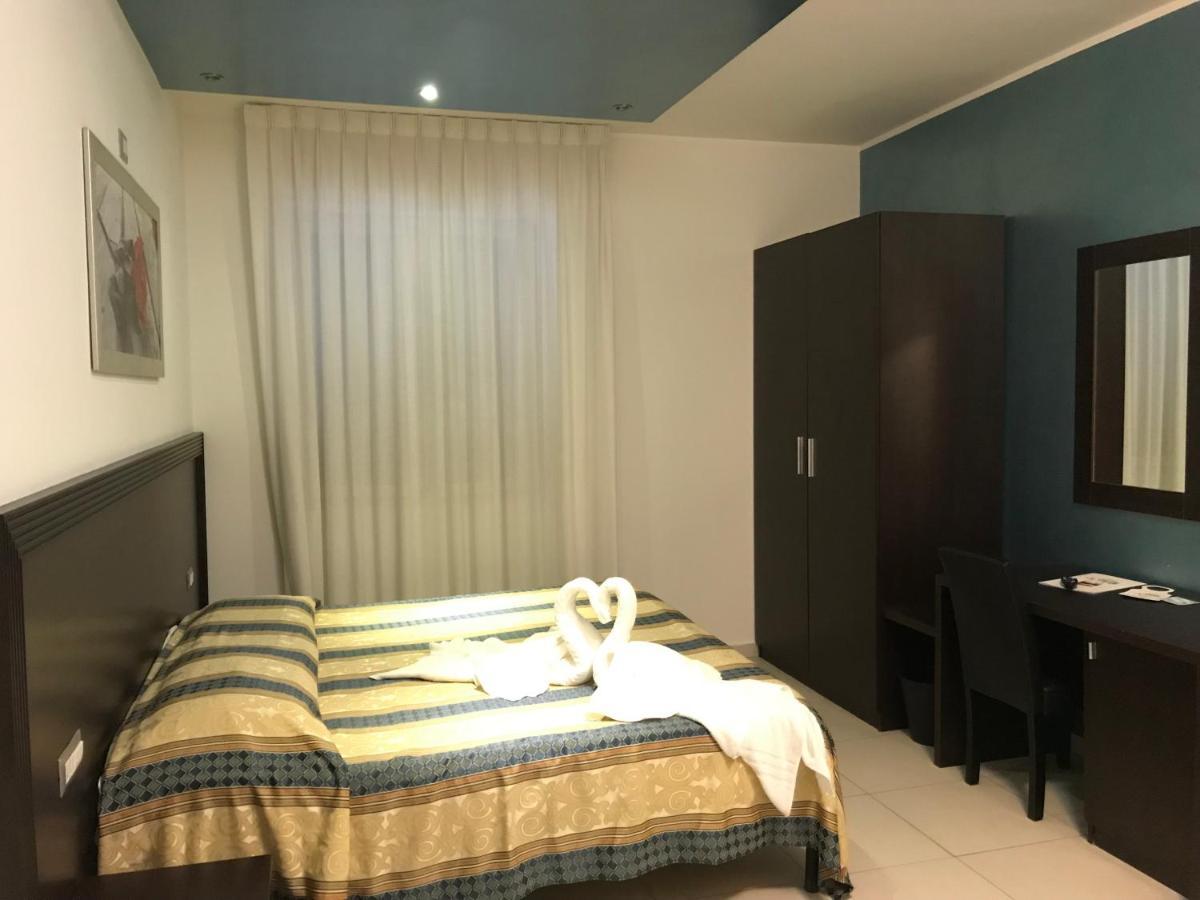 Hotel La Rosetta Scauri Scauri  Kültér fotó