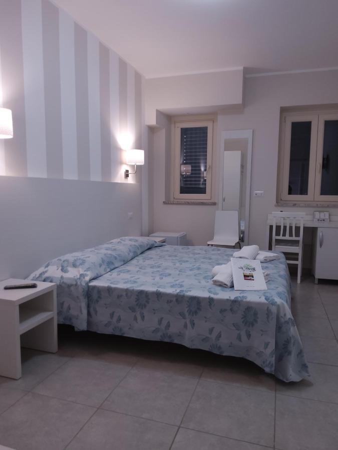 Hotel La Rosetta Scauri Scauri  Kültér fotó